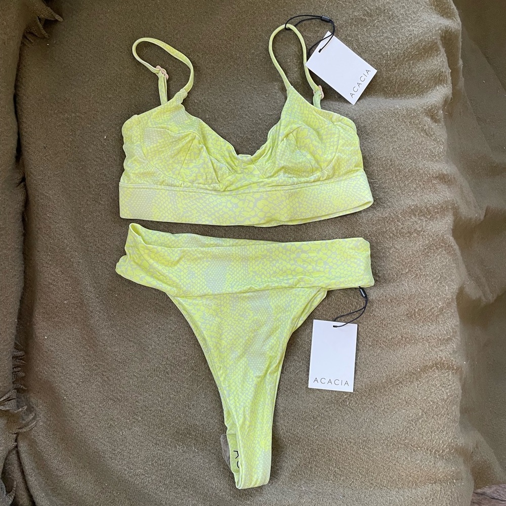 Acacia Swimwear set in Pistachio Snake BNWT